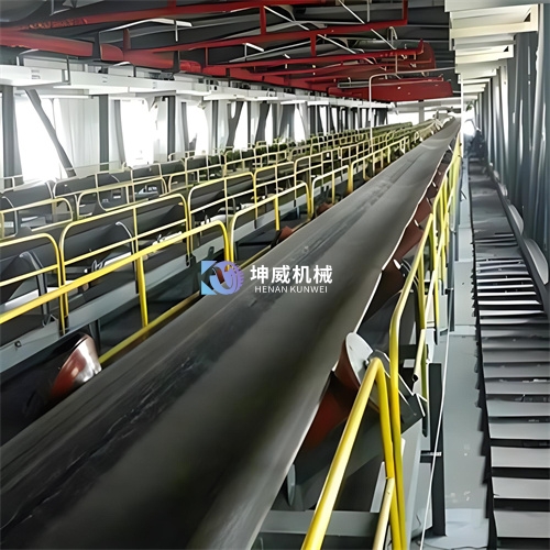 皮帶輸送機(jī) 皮帶輸送機(jī)